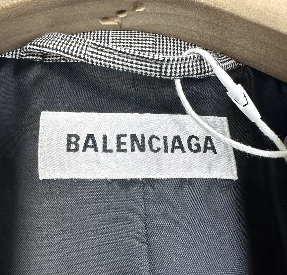 Balenciaga Balenciaga Grey Plaid Double-Breasted Blazer Size M / US 6-8 / IT 42-44 - 4 Thumbnail