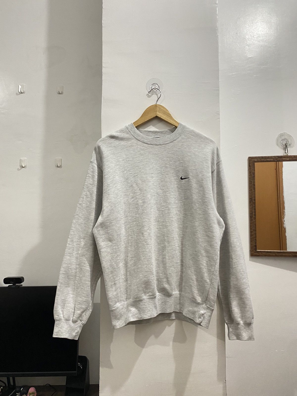 Nike × Vintage VINTAGE NIKE SIDE SWOOSH CREWNECK Size US L / EU 52-54 / 3 - 1 Thumbnail