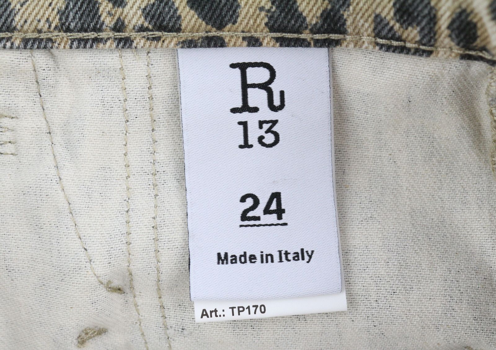 R13 POUCH POCKET 24 Denim Rigid Leopard Buttoned Shorts 85098 Size 24" / US 00 / IT 34 - 9 Thumbnail