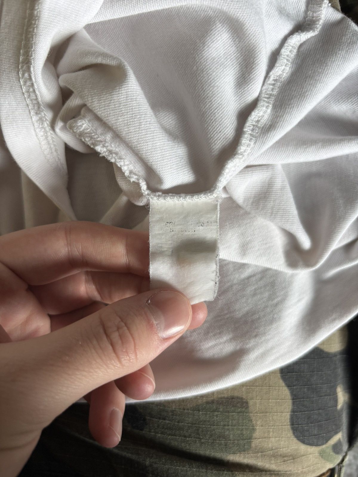 Undercover Undercover x sacai apple tee Size US M / EU 48-50 / 2 - 4 Thumbnail