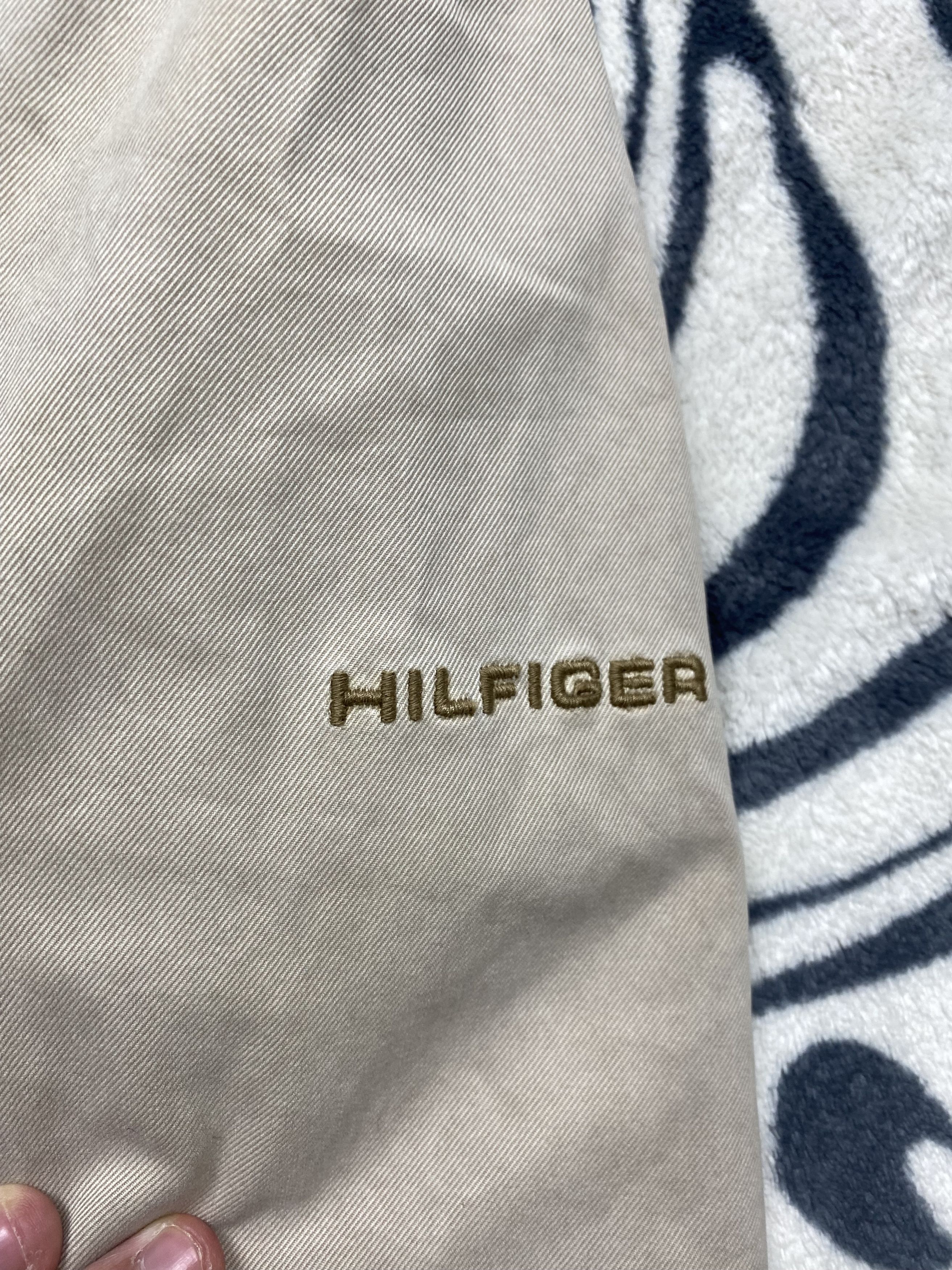 Tommy Hilfiger Tommy Hilfiger Vintage Mens Jacket Thrashed Size US M / EU 48-50 / 2 - 10 Thumbnail