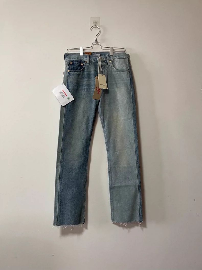 Vetements Vetements SizeM Levis Collab Patchwork Jeans Demna Size US 29 - 1 Thumbnail