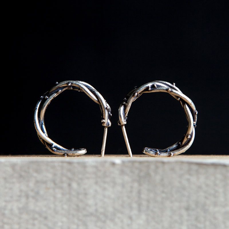 Jewelry 925 Silver Thorny Dark Earrings One Pairs Chrome Jewelry Size ONE SIZE - 1 Thumbnail