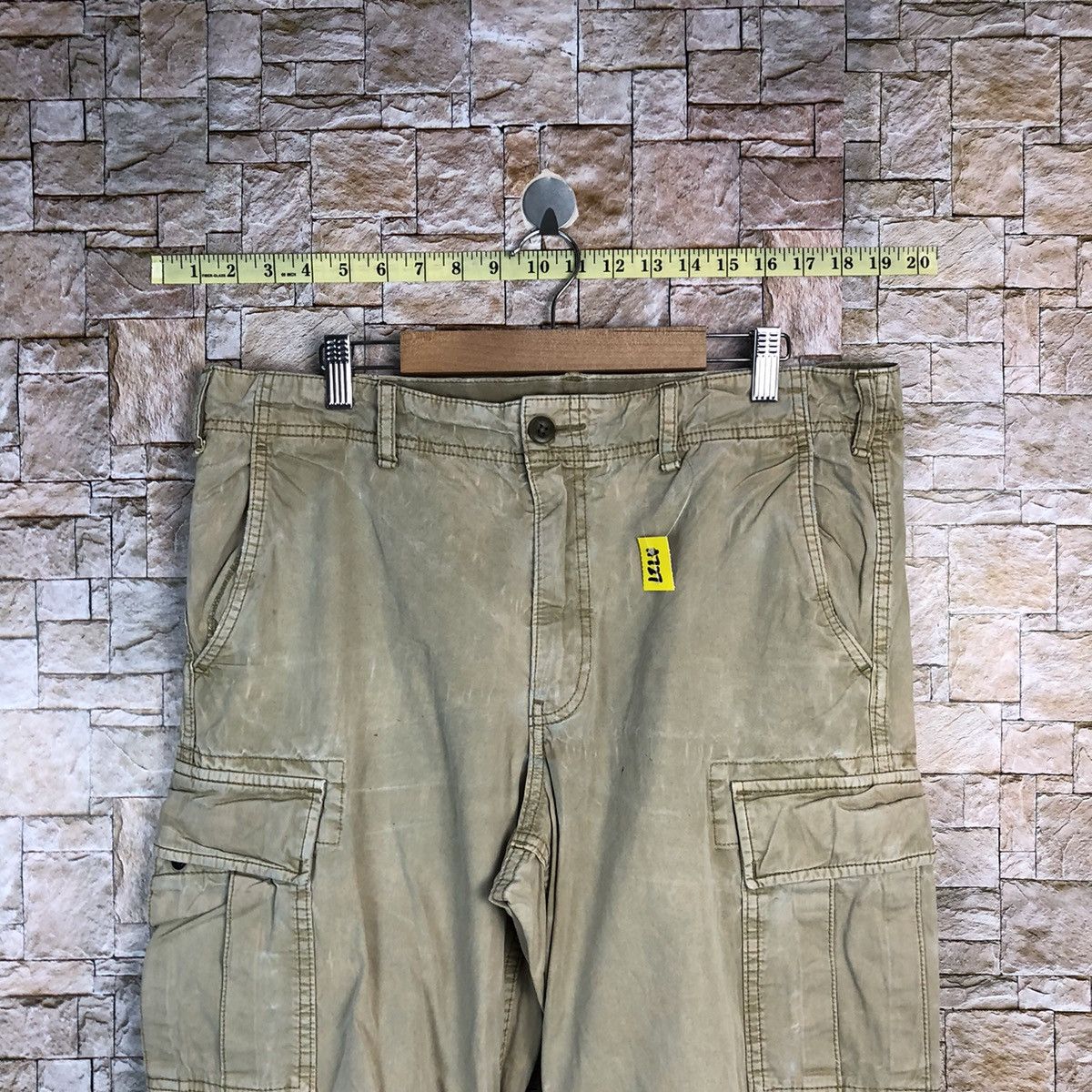 Uniqlo Uniqlo japan tactical utility Cargo Multipocket Pants #A727 Size US 33 - 4 Thumbnail
