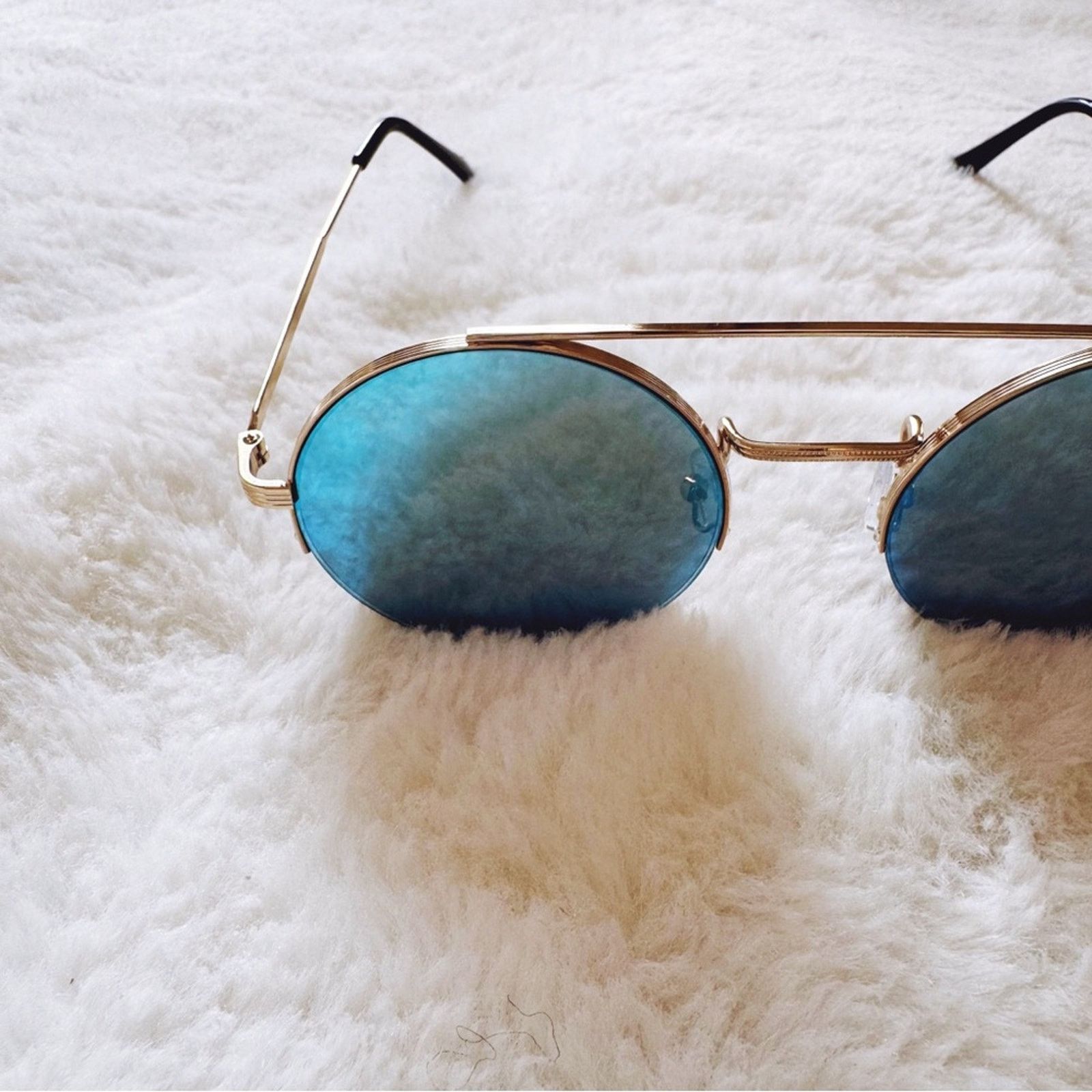 Other Carly Mirrored Blue Chic Round Sunglasses Size ONE SIZE - 6 Thumbnail