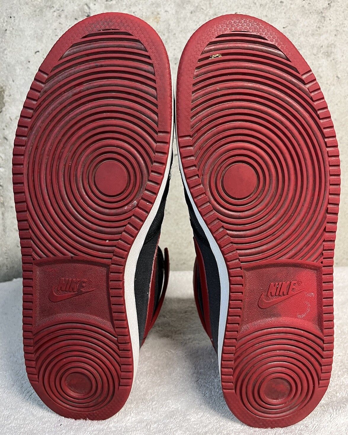 Jordan Brand Nike Air Jordan 1 AJKO Retro Bred Black Red White Size 11 Size US 11 / EU 44 - 8 Thumbnail