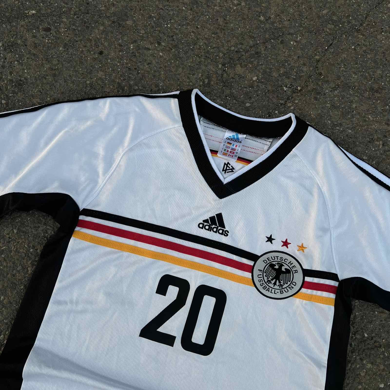 Vintage Adidas Germany Home Euro Bierhofff #20 Soccer Jersey Size US M / EU 48-50 / 2 - 3 Thumbnail