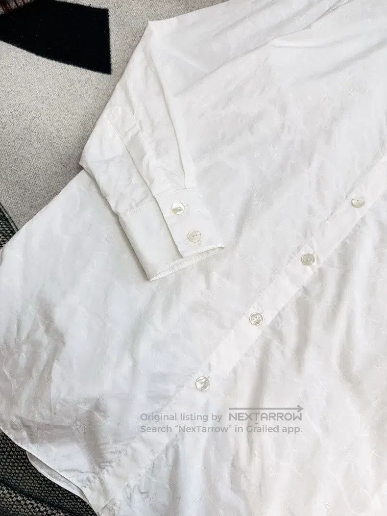 Chanel Chanel 24c show white dark pattern star logo long-sleeved Size S / US 4 / IT 40 - 4 Thumbnail