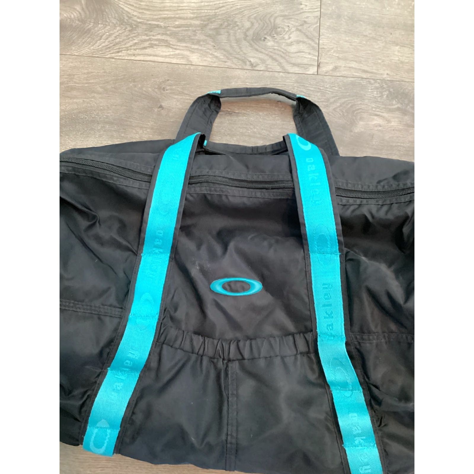 Oakley **Oakley Large Travel Duffle Bag Black** User: Oakley Travel Duffle Bag Large Black Size ONE SIZE - 2 Thumbnail