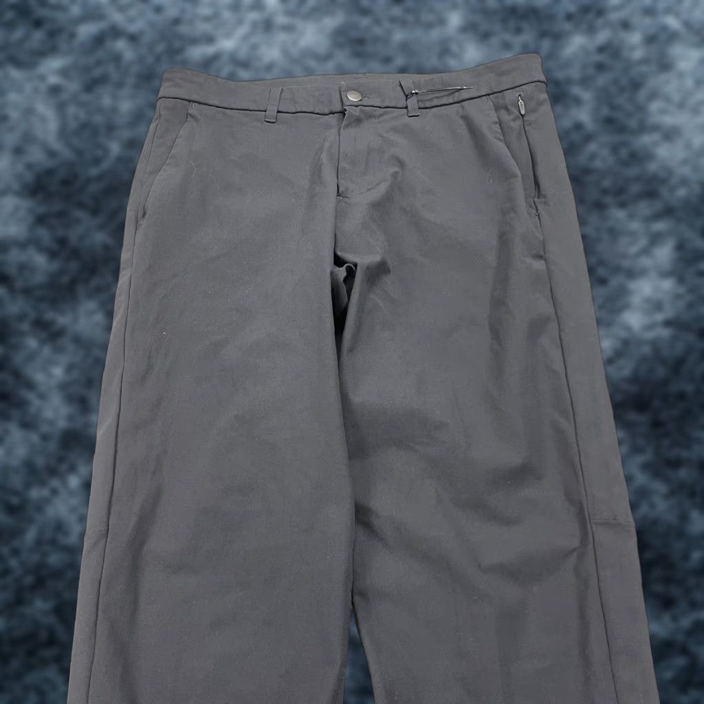 Lululemon Lululemon Pants Mens 33x31 Gray Commission Chino Slim Fit Warpstreme LM5439S Casual Pants Mens 33 Slim Leg GA Size US 33 - 1 Thumbnail