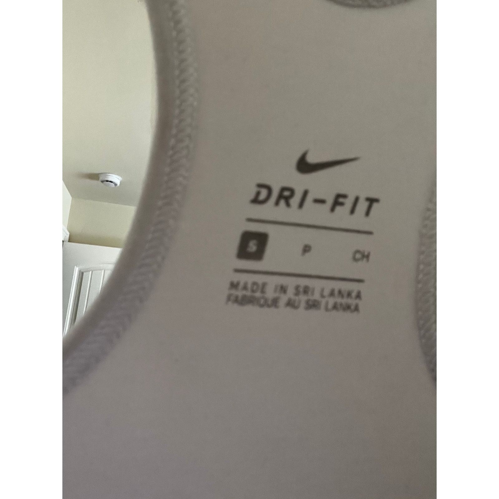 Nike Dri-Fit Women’s White Sports Bra Racerback cut Athletic S Size S / US 4 / IT 40 - 9 Thumbnail