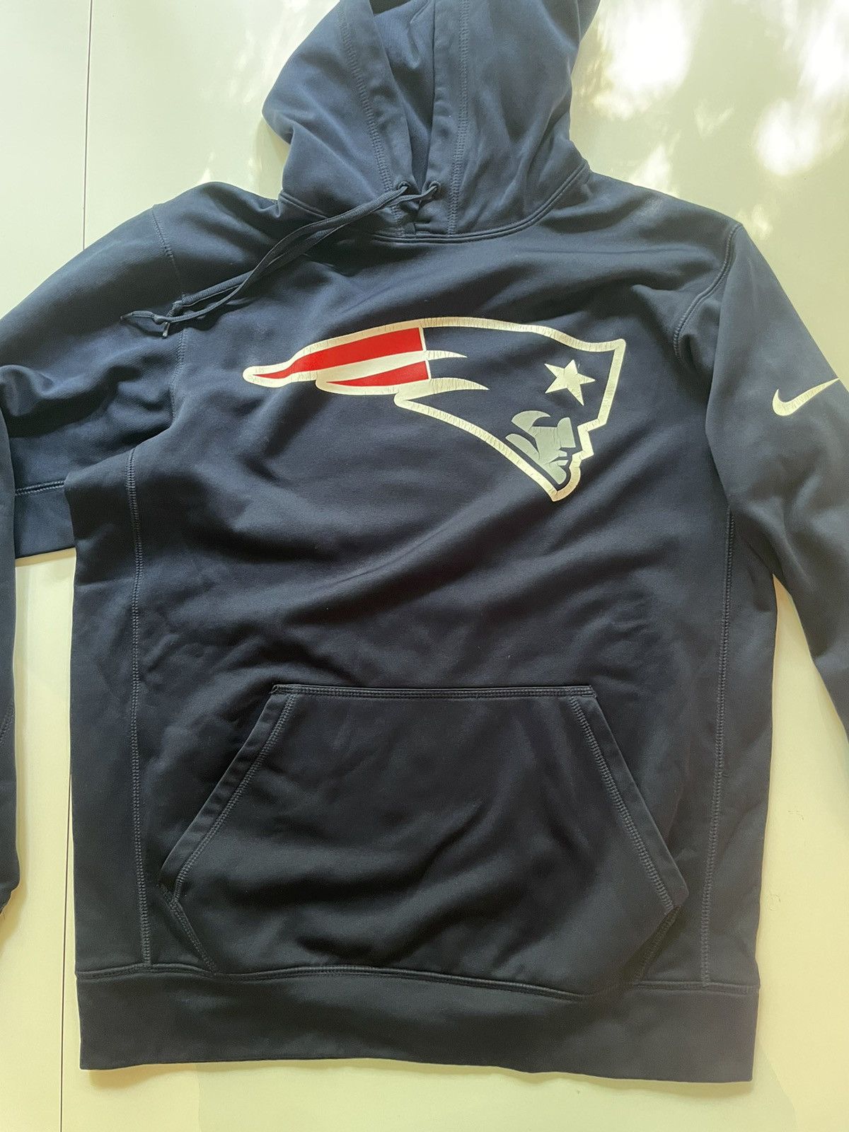 Nike 💥💥 New England Patriots Vintage Nike Dri-Fit Hoodie Size US M / EU 48-50 / 2 - 1 Thumbnail