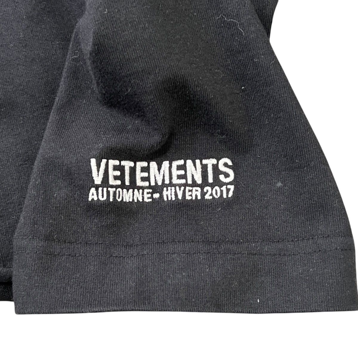 Vetements VETEMENTS 2017AW “République Française” Long Sleeve T-Shirt Size US M / EU 48-50 / 2 - 7 Thumbnail