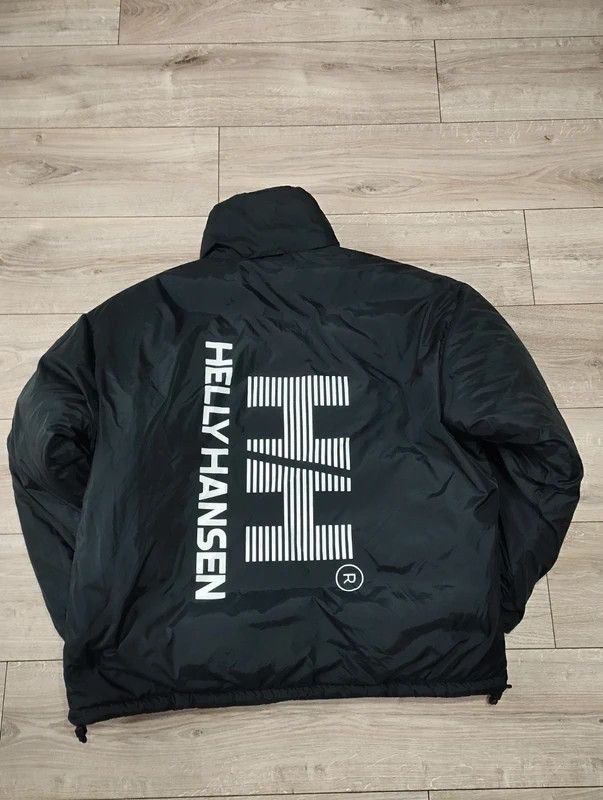 Helly Hansen Helly Hansen Urban Reversible puffer boxy down jacket XL Size US XL / EU 56 / 4 - 1 Thumbnail