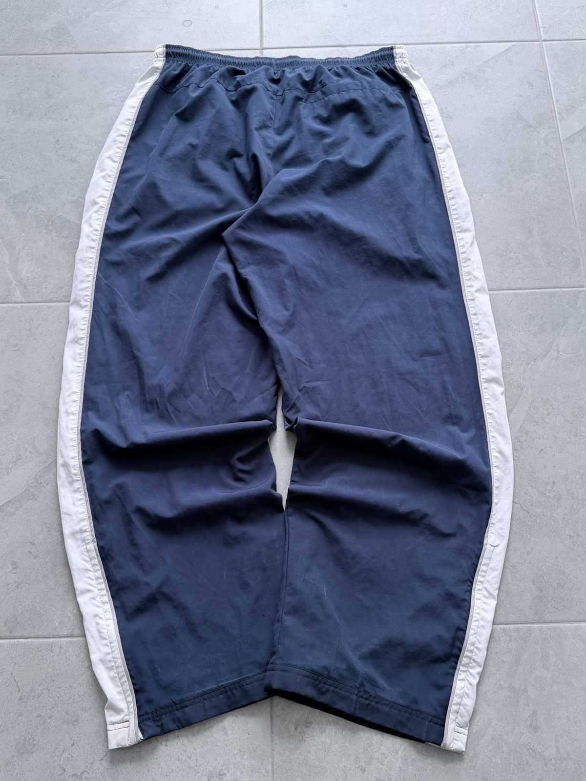 Nike Vintage 00s Nike Baggy Nylon Track Pants Size US 36 / EU 52 - 6 Thumbnail