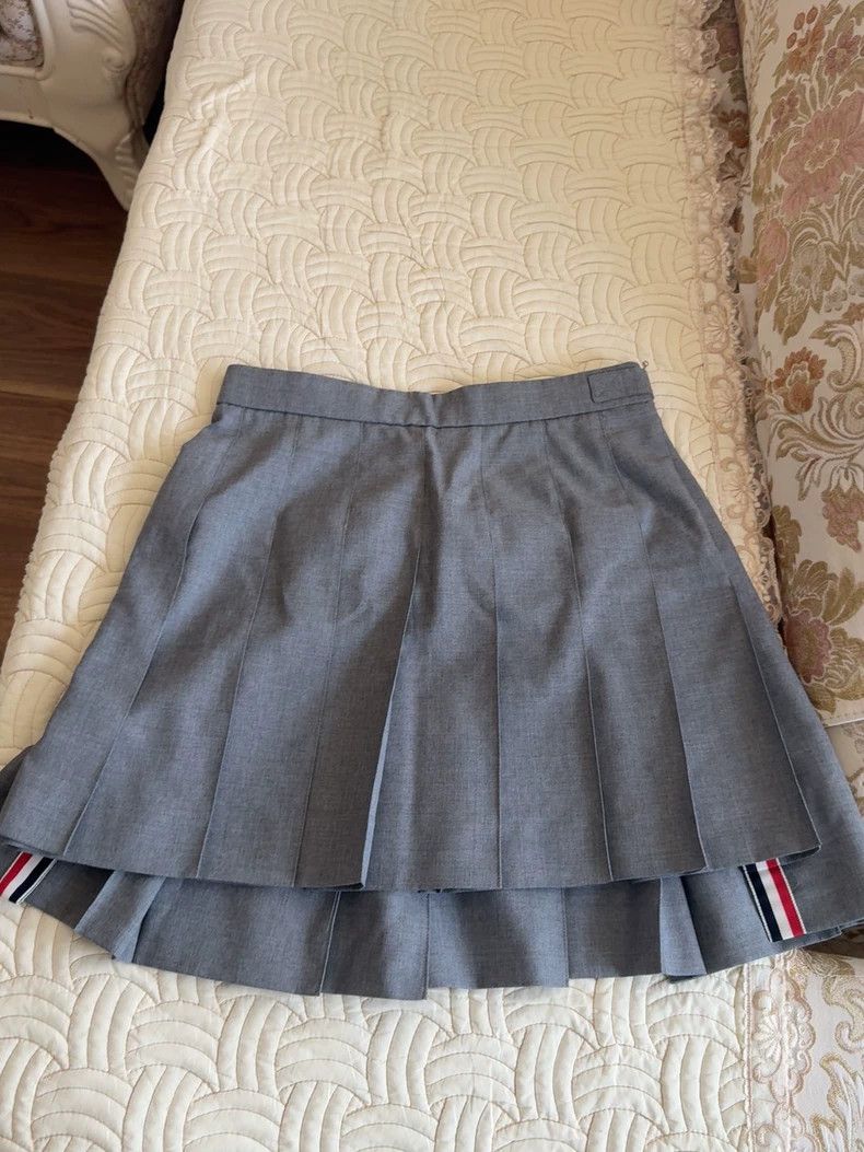 Thom Browne Thom Browne Pleated Skirt Size 40 - dmc Size US 31 - 1 Thumbnail