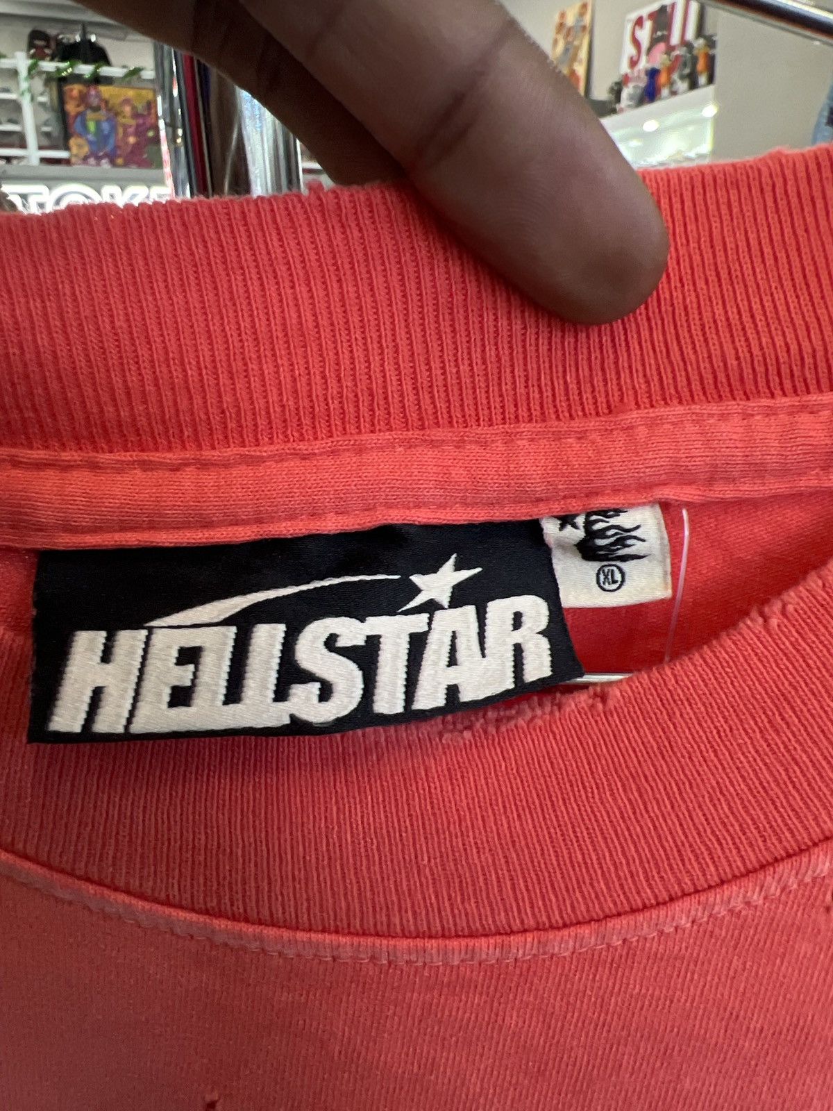 HELLSTAR Red Crack Print T Shirt Size US XL / EU 56 / 4 - 4 Thumbnail