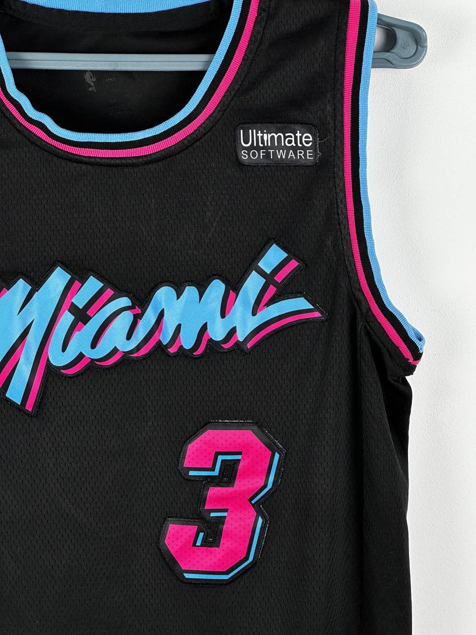 NBA × Nike Miami Heat Dwyane Wade Vice City Swingman Jersey Size US S / EU 44-46 / 1 - 4 Thumbnail