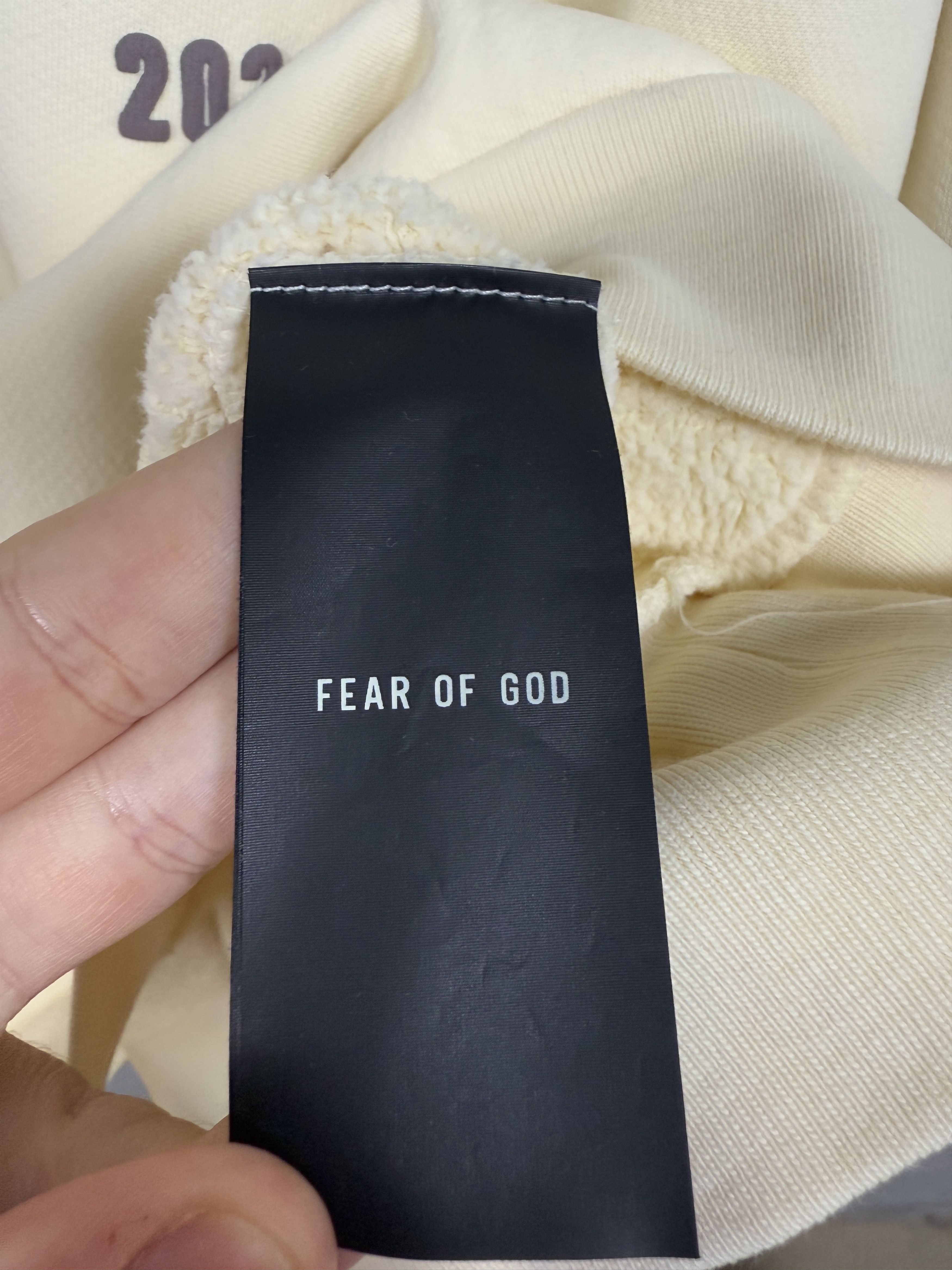 Fear of God × RRR-123 Fear of God x RRR-123 April 19 Crewneck Size US M / EU 48-50 / 2 - 5 Thumbnail
