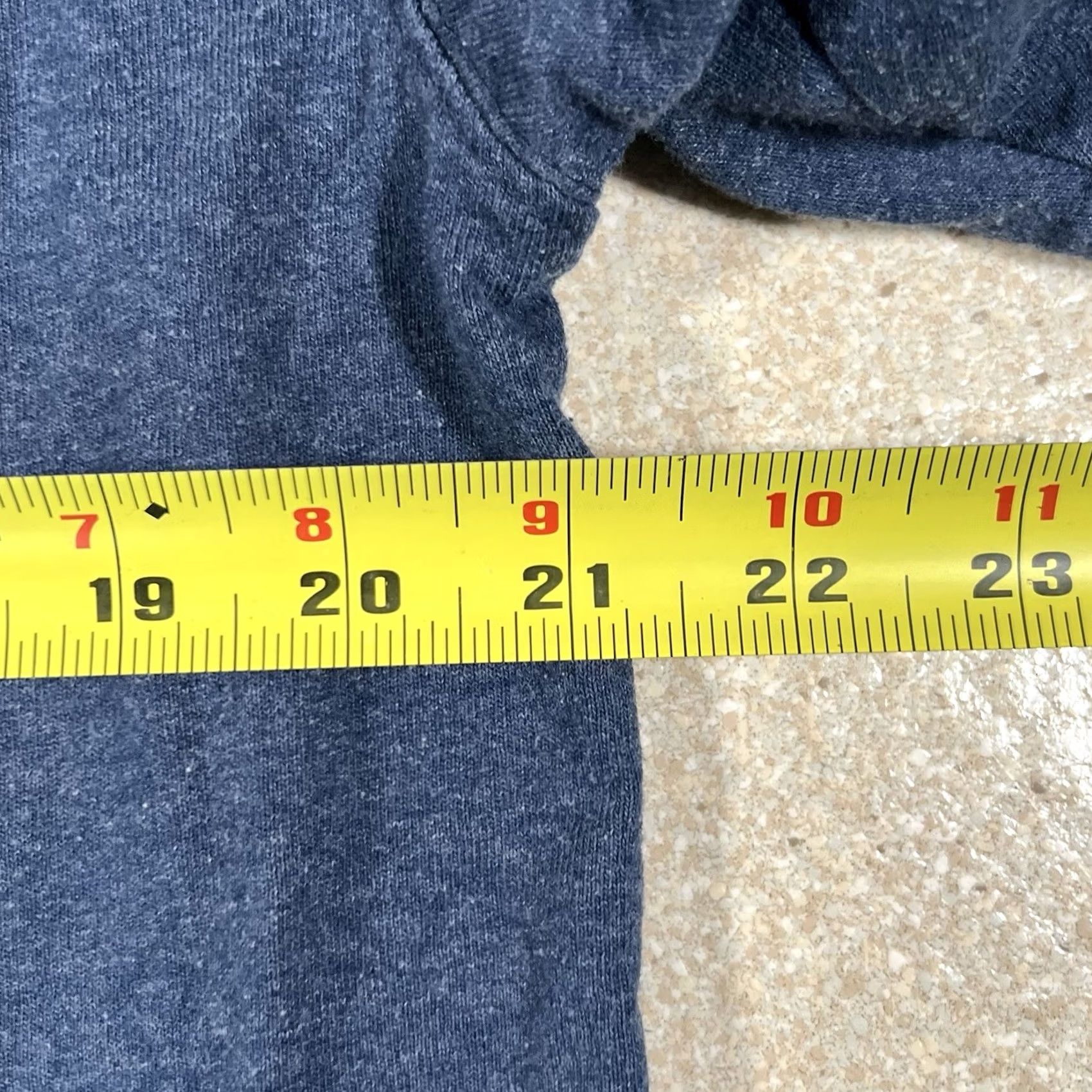 Carhartt Carhartt Shirt Mens Medium Heavyweight Short Sleeve Henley Pocket T-Shirt Blue Size US M / EU 48-50 / 2 - 5 Thumbnail