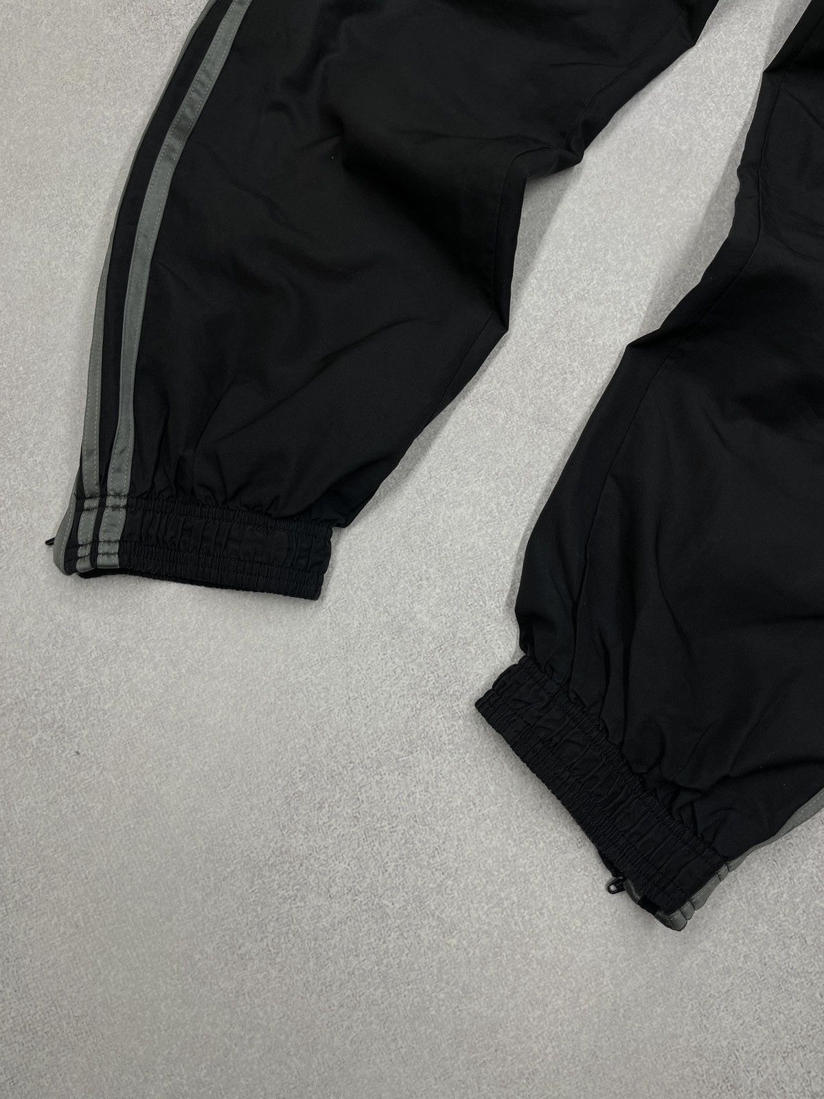 Adidas Vintage Adidas FC Bayern Champions League Sweatpants UEFA Size US 30 / EU 46 - 6 Thumbnail