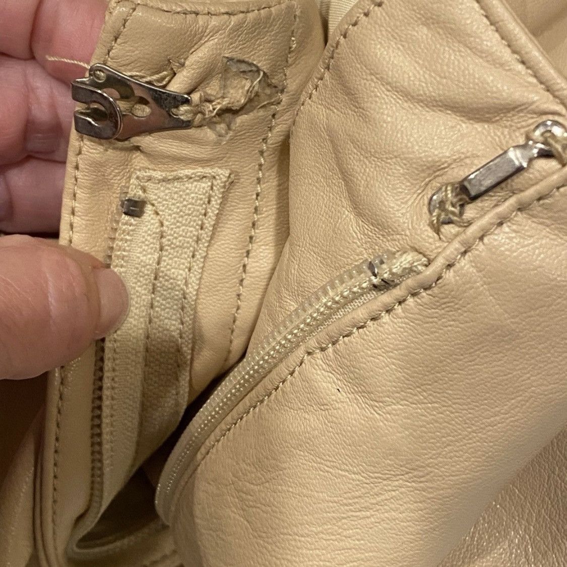 Vintage Vintage 90s Leather Pants Tan Beige Mid Rise 12 Size 34" / US 12 / IT 48 - 8 Thumbnail