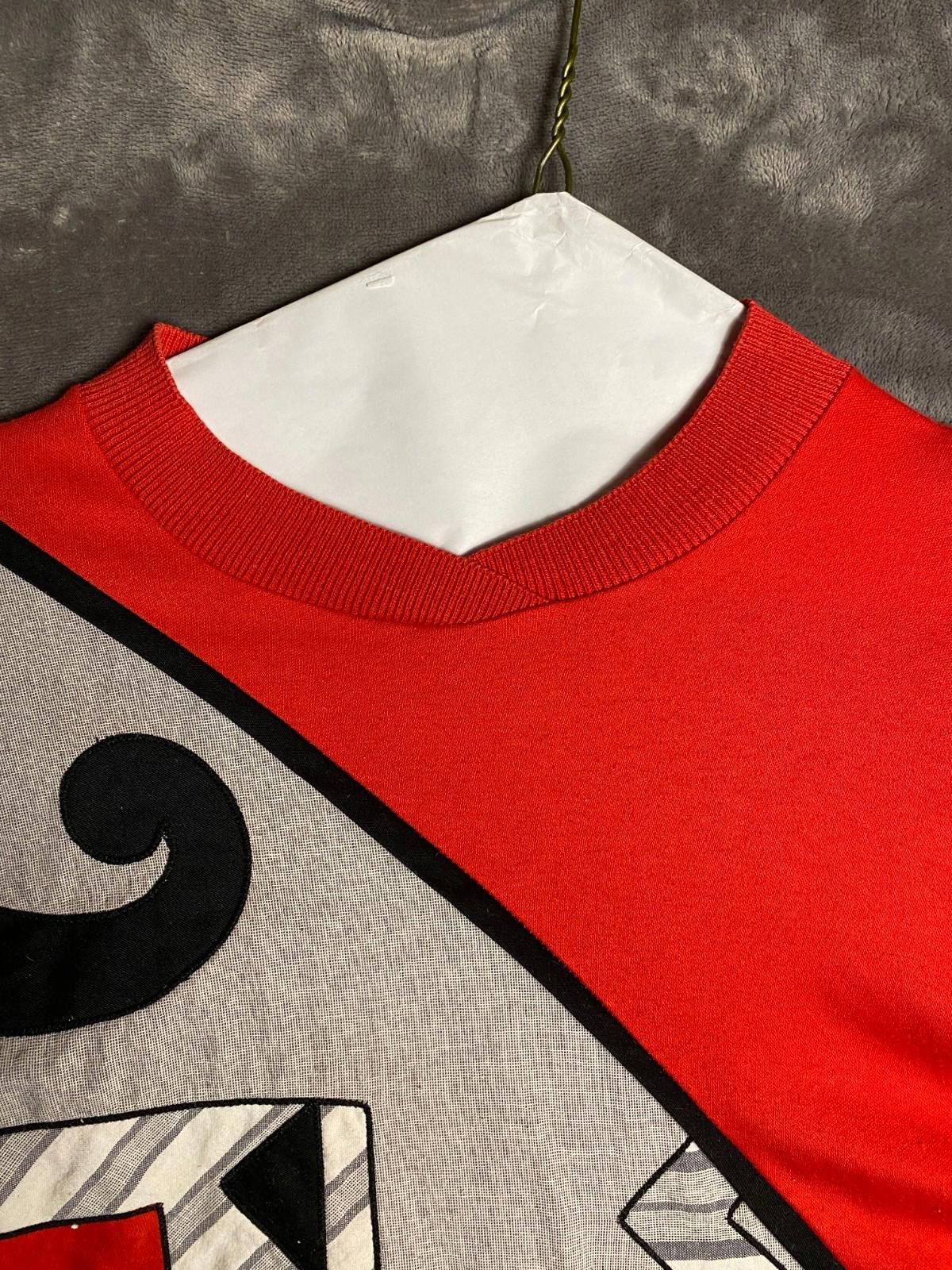 The Unbranded Brand 80s Women Red with Blk and Grey Abst Pattern Sweatshirt (B8) Size M / US 6-8 / IT 42-44 - 5 Thumbnail