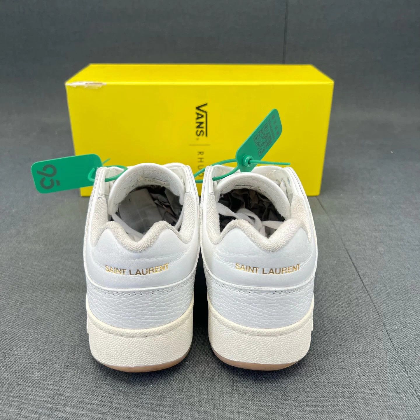 Saint Laurent Paris SAINT LAURENT SL/61 white 41 new, minor inner lining wear Size US 8 / EU 41 - 6 Thumbnail