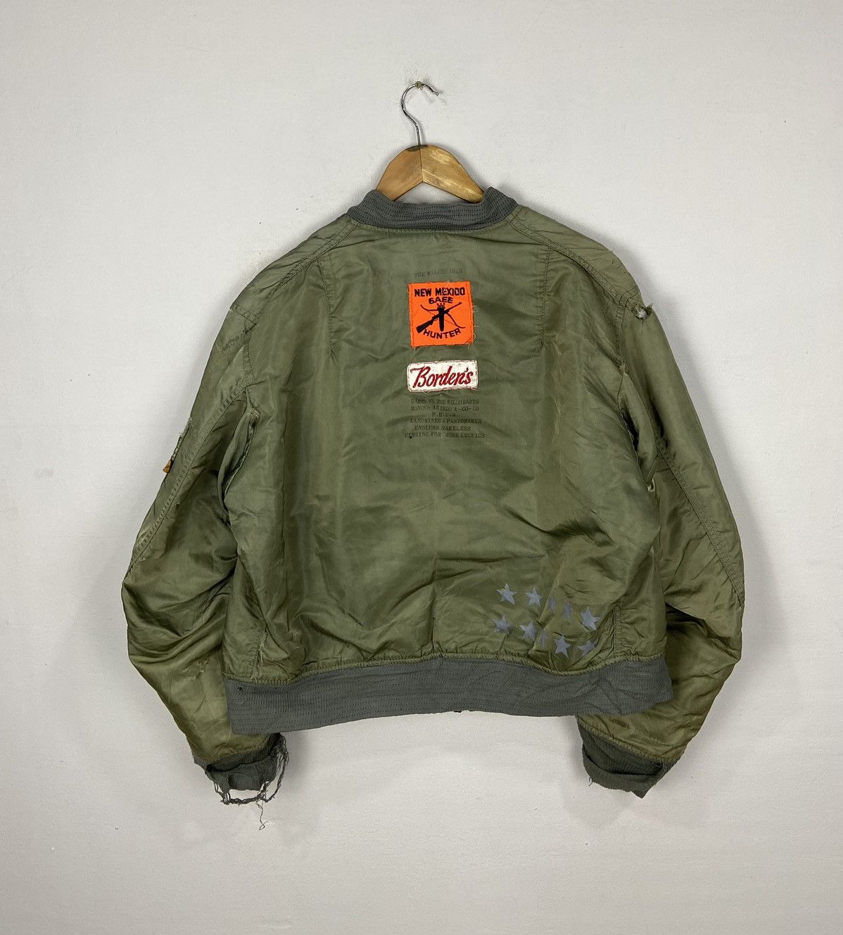Alpha Industries MA 1 Crazy Design The Wildhearts Worn Distressed Jacket Size US L / EU 52-54 / 3 - 18 Thumbnail