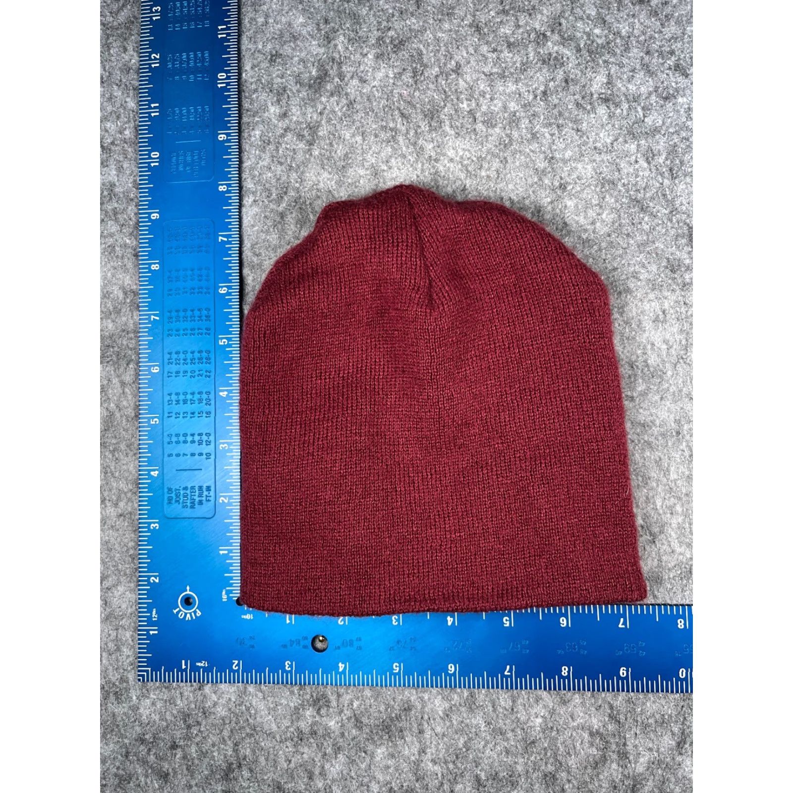Vintage Capamerica Beanie Hat/Cap Adult One Size Red Knit Acrylic Unisex Adults Casual Outdoor Logo 90s Decade Not Applicable? (Wait) Size ONE SIZE - 3 Thumbnail