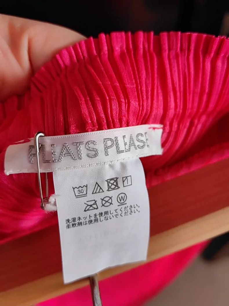 Issey Miyake Issey Miyake size:3 Red pleated skirt Size 34" / US 12 / IT 48 - 5 Thumbnail