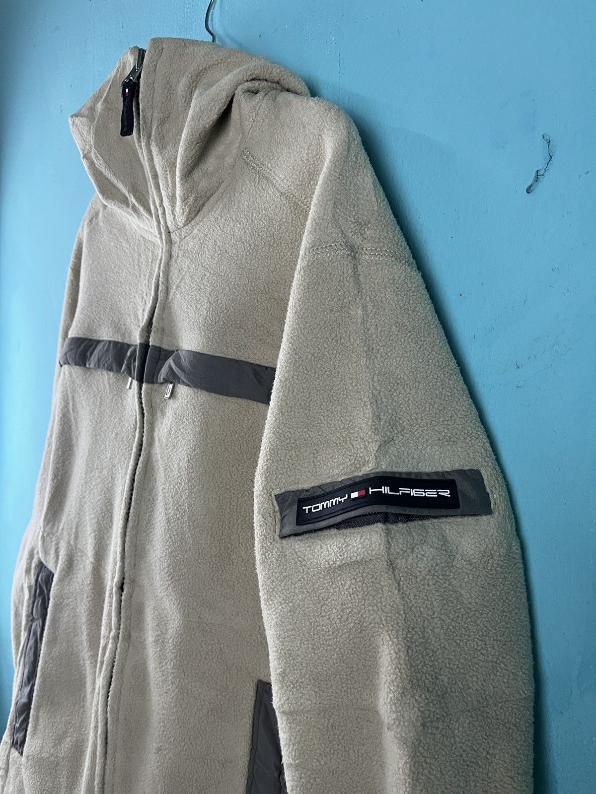 Tommy Hilfiger × Vintage Vintage Y2K Beige Tommy Hilfiger Fleece Jacket Size US S / EU 44-46 / 1 - 6 Thumbnail