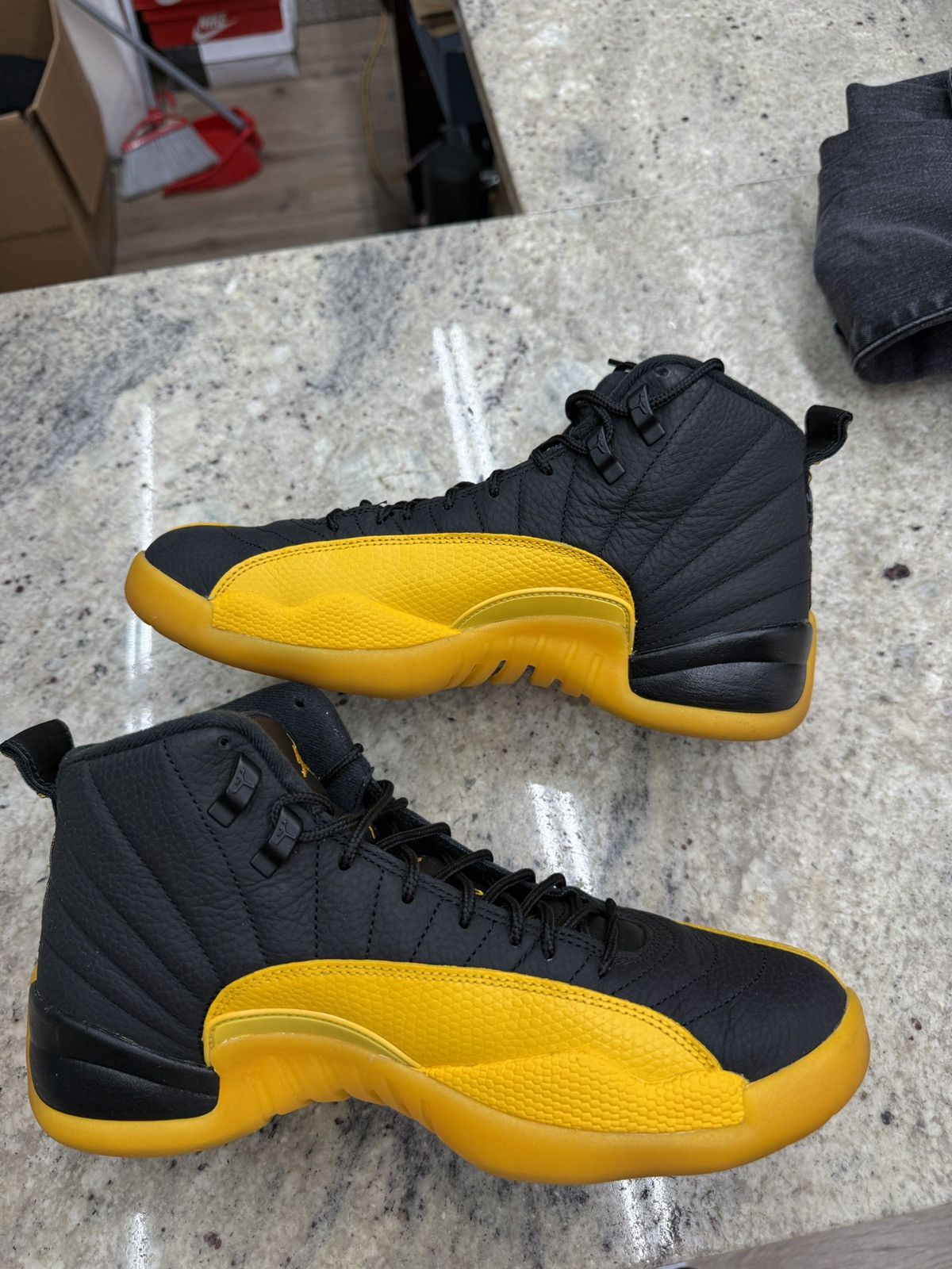 Jordan Brand Jordan 12 Retro Black University Gold Sneakers Size US 9 / EU 42 - 2 Thumbnail