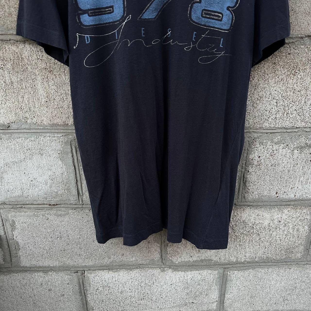 Diesel VTG Diesel T-shirts Big Logo 978 Y2K Size L Y2K 00s USA Size US L / EU 52-54 / 3 - 3 Thumbnail