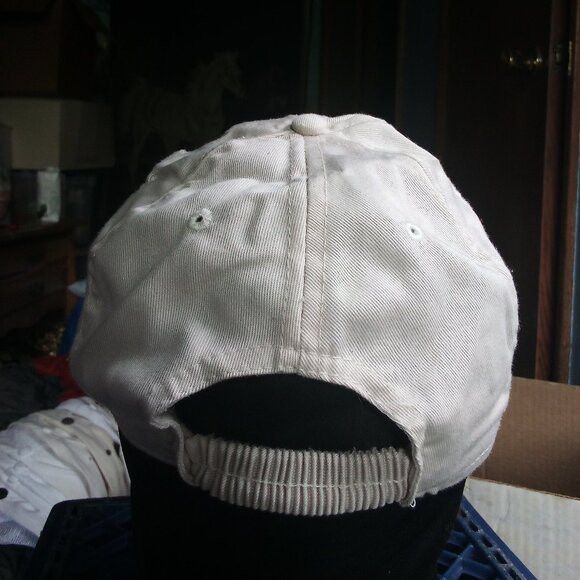 Disney Vintage Disney Authentic Winnie The Pooh Strap Hat Cap Size ONE SIZE - 3 Thumbnail