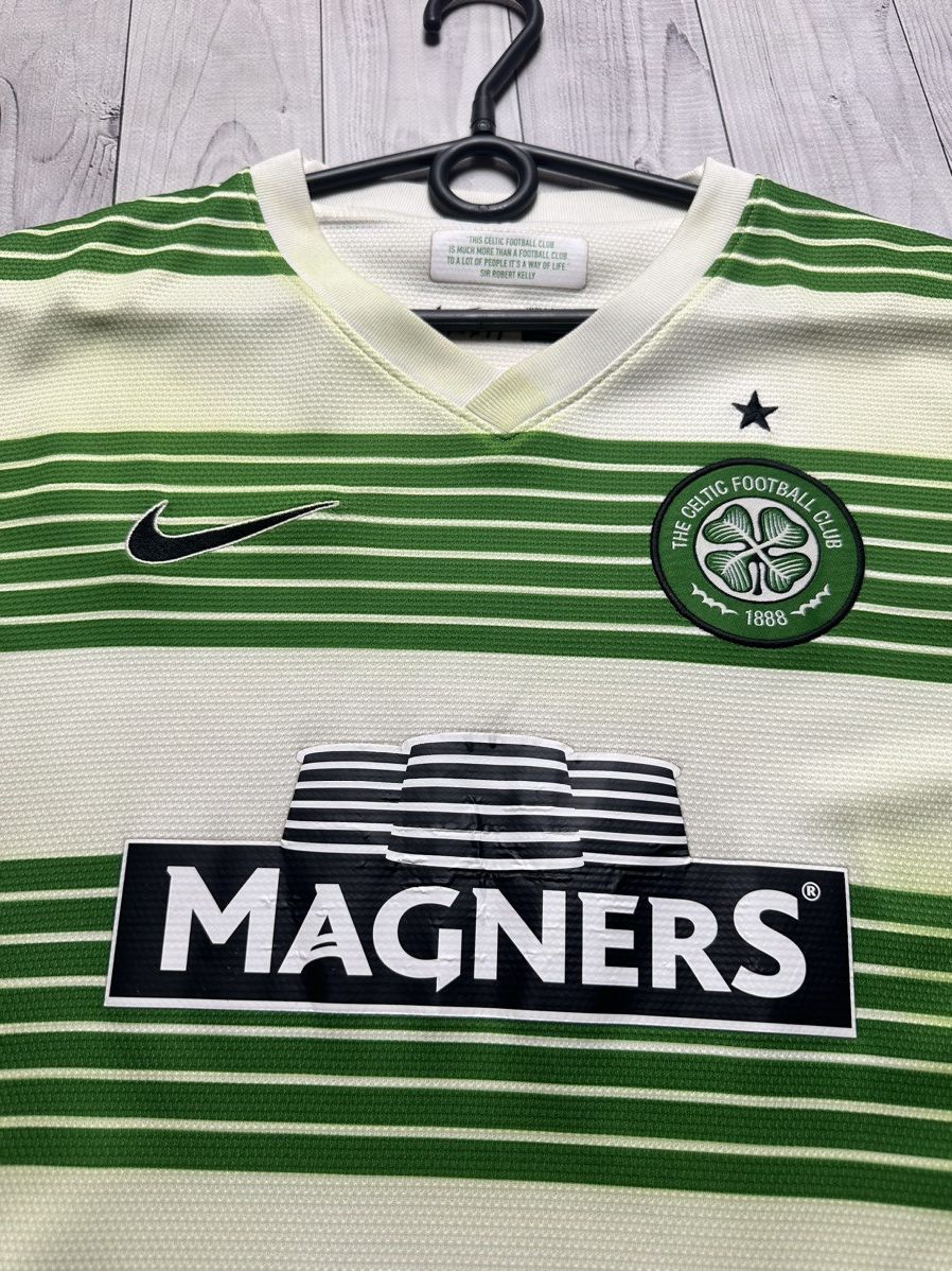 Nike × Vintage Vintage Celtic Nike soccer jersey size S Size US S / EU 44-46 / 1 - 7 Thumbnail
