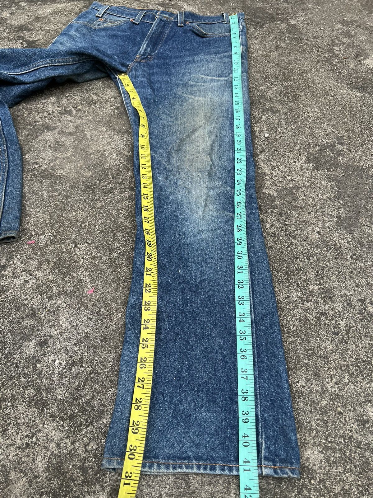 Levi's 💥FLARE💥 VTG 90’S LEVIS 517 DISTRESSED JEANS VERY RARE Size US 32 / EU 48 - 12 Thumbnail