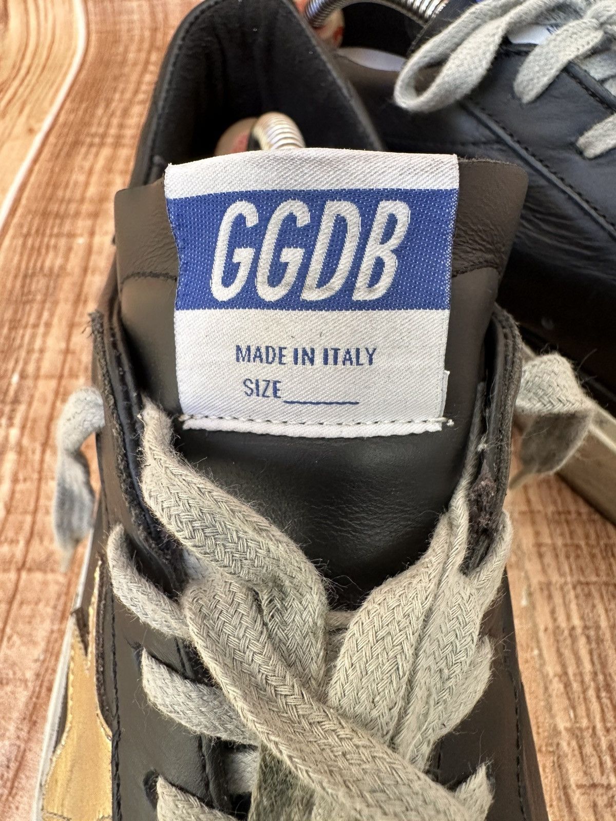 Golden Goose Golden Goose GGDB High Star Black Silver Low Top Sneakers Size US 9 / EU 42 - 18 Thumbnail