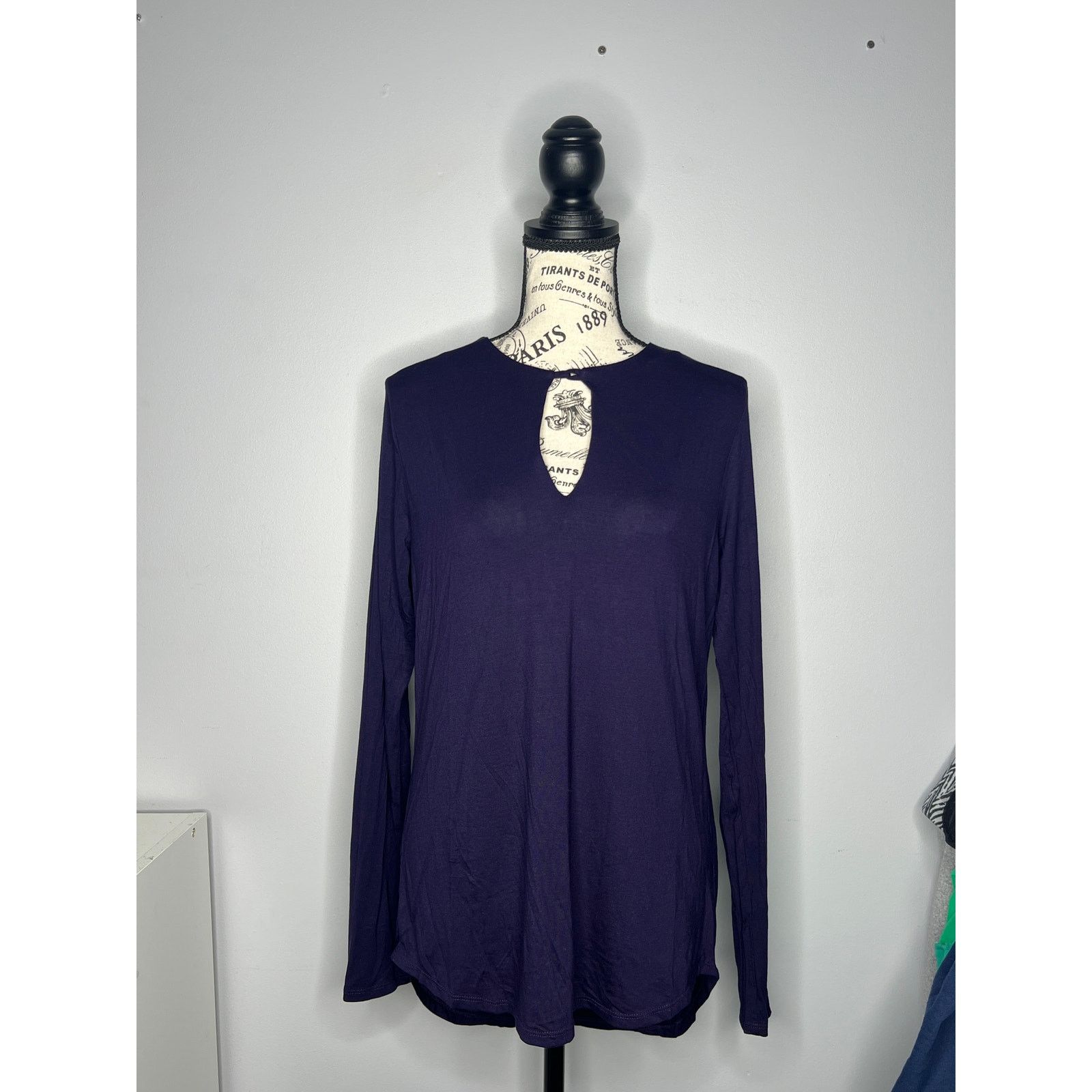 Other Knit Top Purple Long Sleeve Rounded Hem Keyhole Front Back Size M / US 6-8 / IT 42-44 - 11 Thumbnail