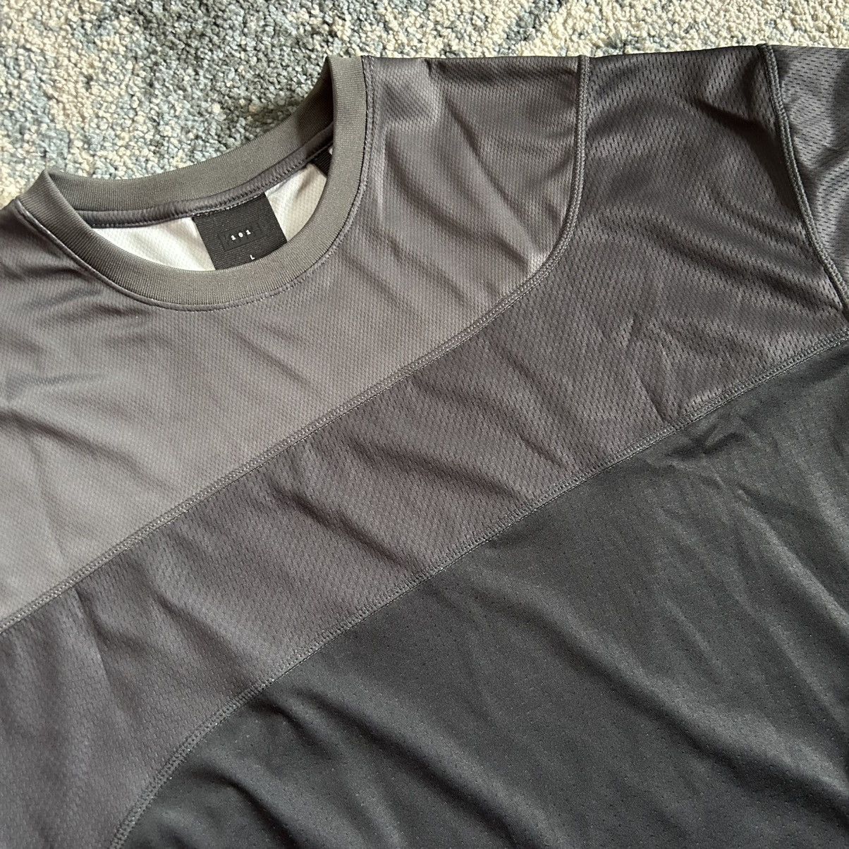 Kith 101 OTTO PANELED MESH L/S WARM UP SHOOTiNG SHiRT MiNiMALiSM Size US L / EU 52-54 / 3 - 5 Thumbnail