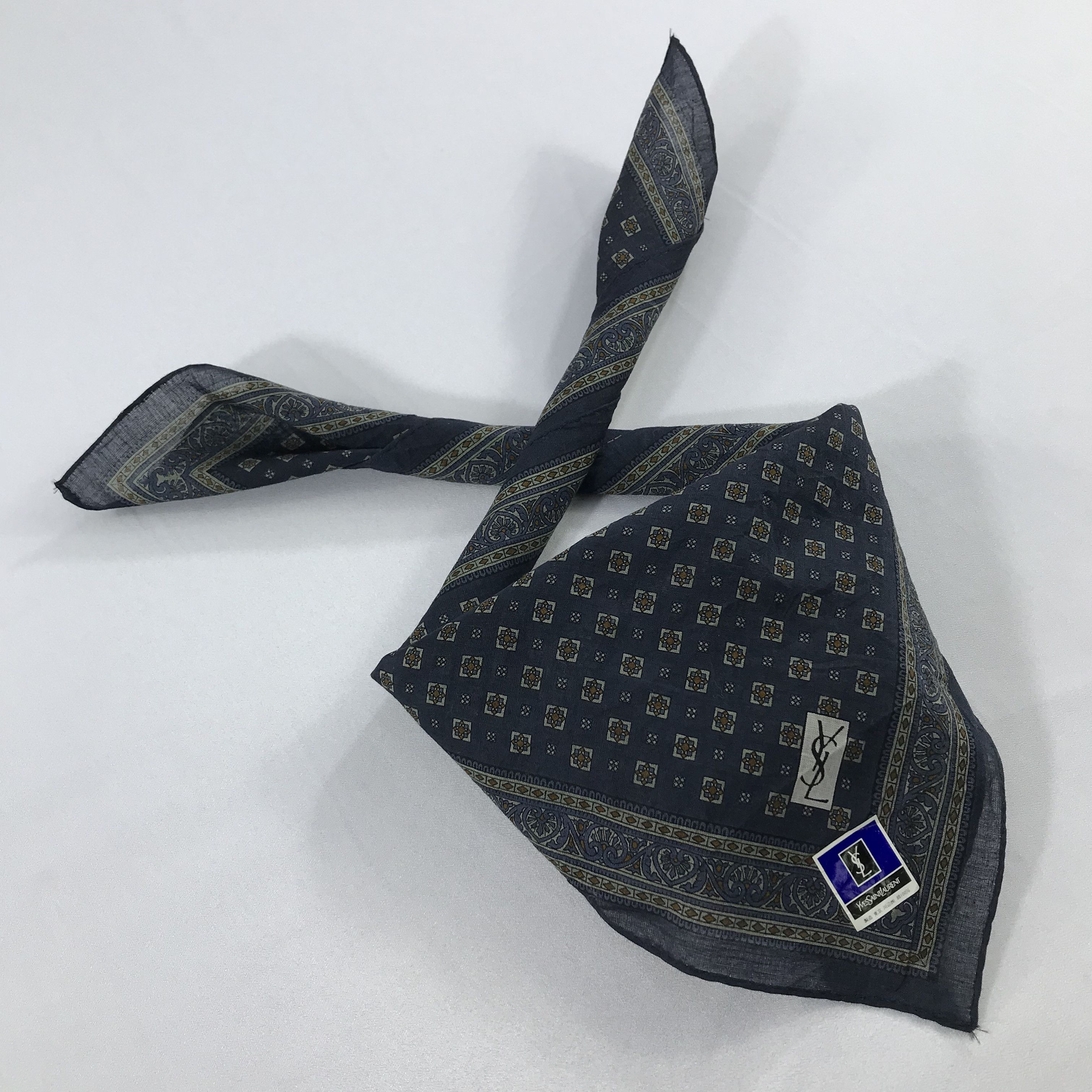 Vintage × Yves Saint Laurent Yves Saint Laurent Bandana / Handkerchief/Neckerchief -S2514 Size ONE SIZE - 5 Thumbnail