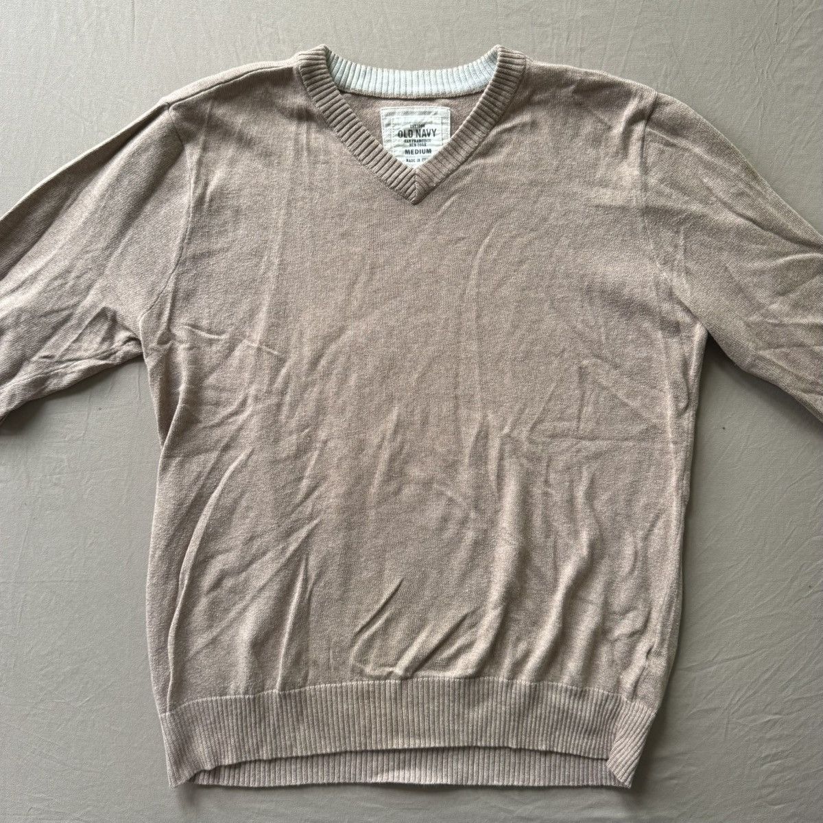 Old Navy Old Navy Cashmere Blend V-Neck Sweater Size US M / EU 48-50 / 2 - 4 Thumbnail