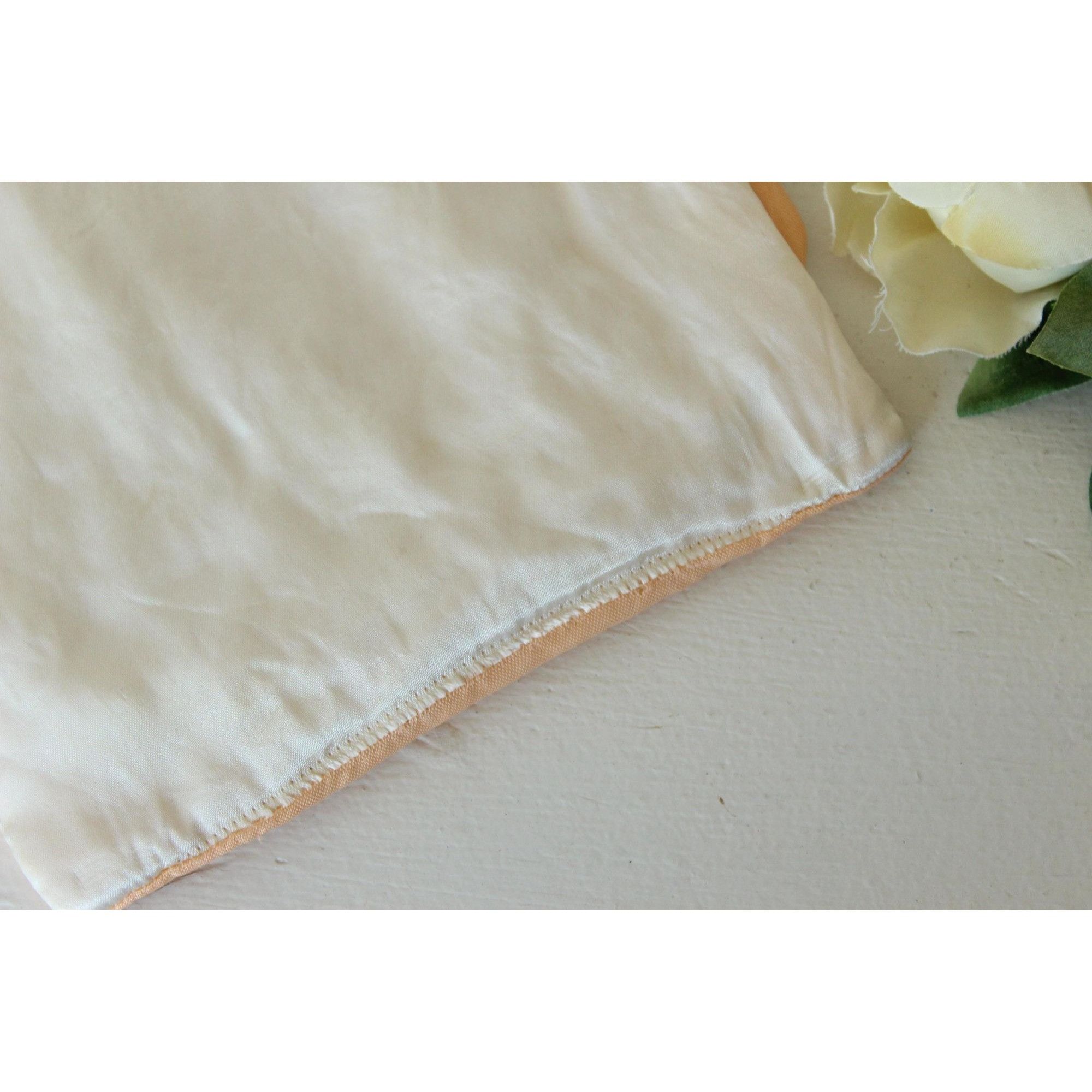 Vintage Vintage 1940s 1950s Stockings Bag, Peach and White Silk and Size ONE SIZE - 10 Thumbnail