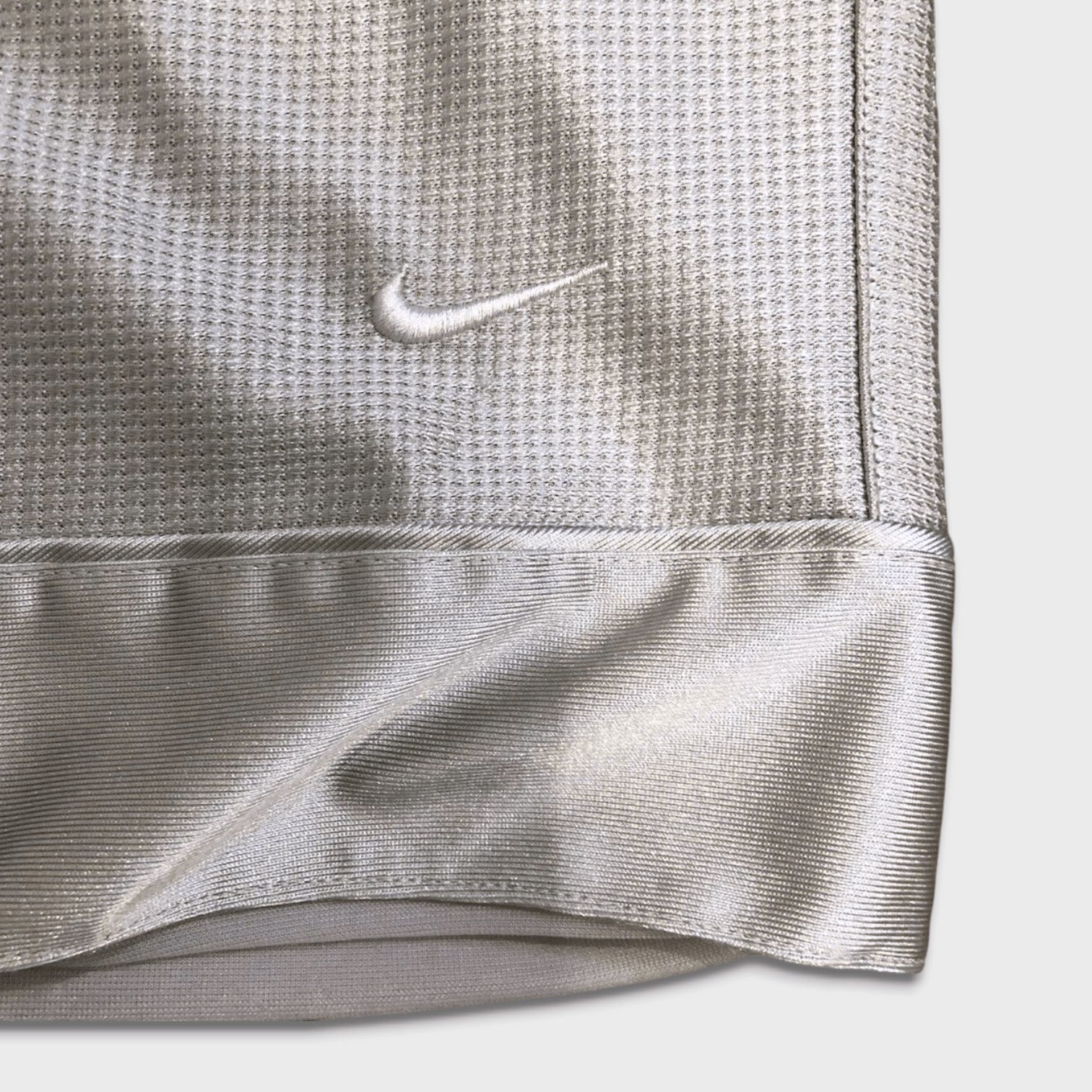 Nike Nike Sportswear Shorts Large Swoosh Pocketed Athletic Pants Size US 34 / EU 50 - 2 Thumbnail