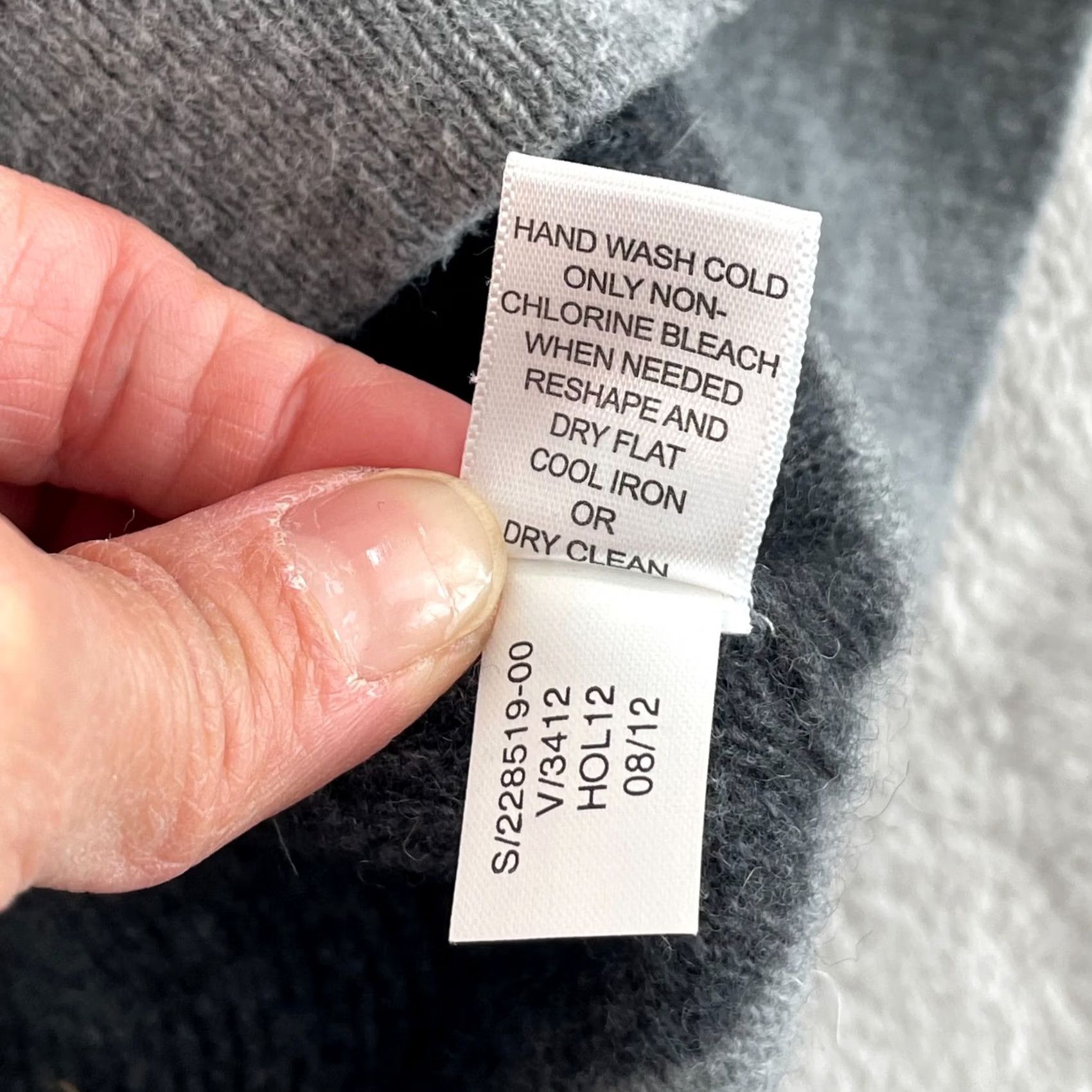 Banana Republic Banana Republic Sweater Men L Gray Striped Merino Wool Crew Neck NWOT Size US L / EU 52-54 / 3 - 8 Thumbnail