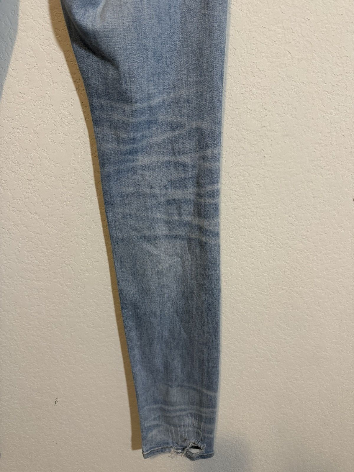 Amiri EUC Amiri Distressed Denim Skinny Jeans Size US 36 / EU 52 - 20 Thumbnail