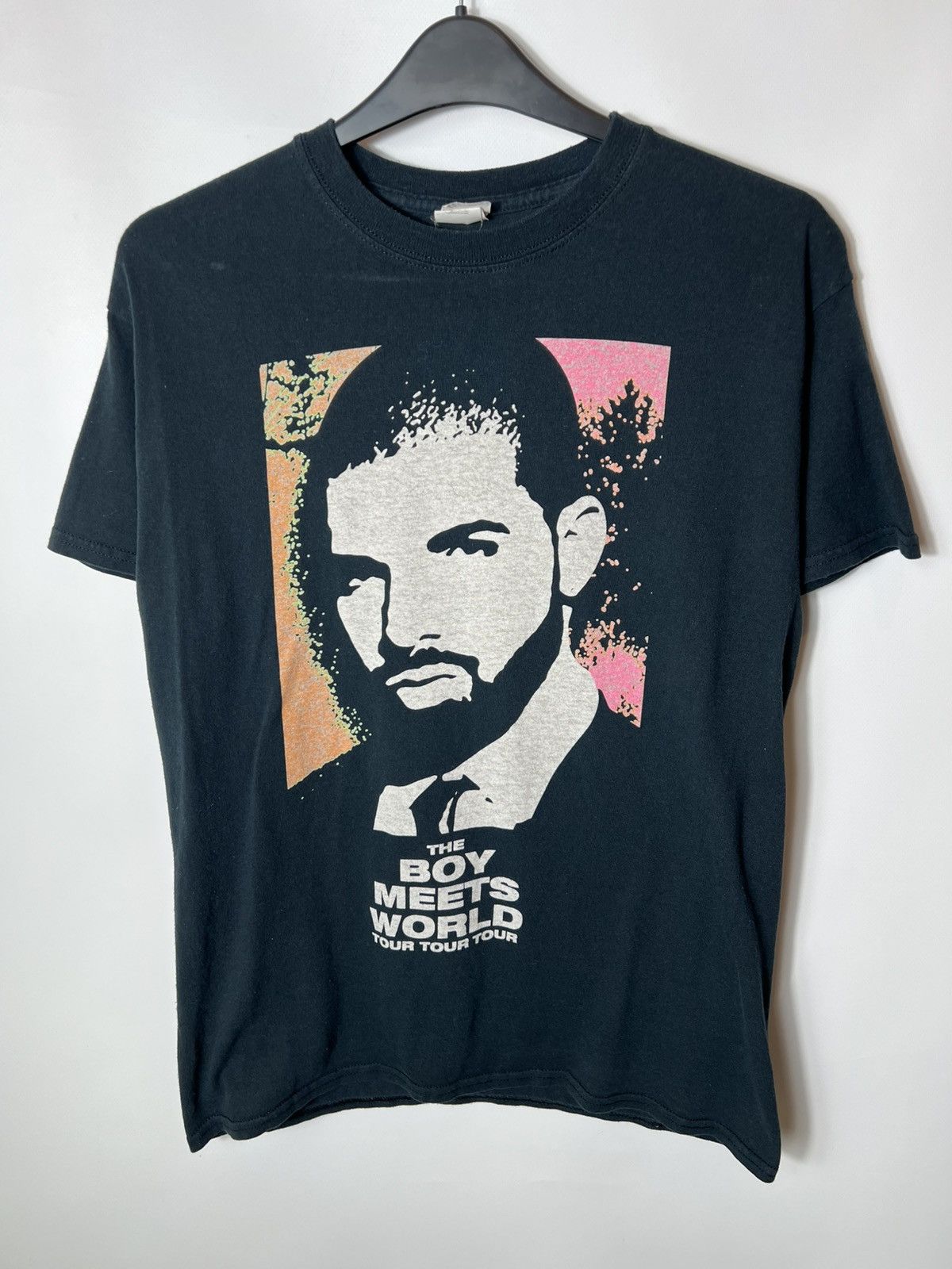Band Tees Vintage band Rap Drake Boy Meets World Tour T-shirt Size US M / EU 48-50 / 2 - 1 Thumbnail