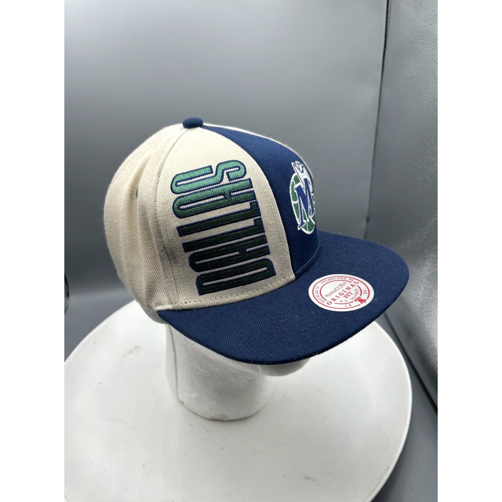 Mitchell & Ness Dallas Mavericks Hat Cap Snap Back Blue White NBA Mens Two Tone - Mitchell & Ness Nostalgia Co. Adjustable One Size Size ONE SIZE - 2 Thumbnail