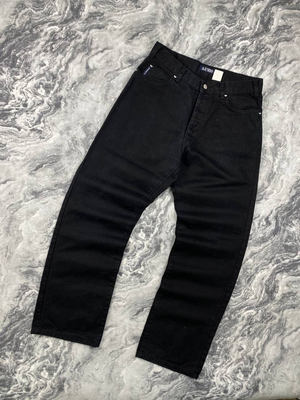 Armani Vintage Armani Jeans Denim Jeans Big Logo Men Size 34 Black Size US 34 / EU 50 - 2 Thumbnail