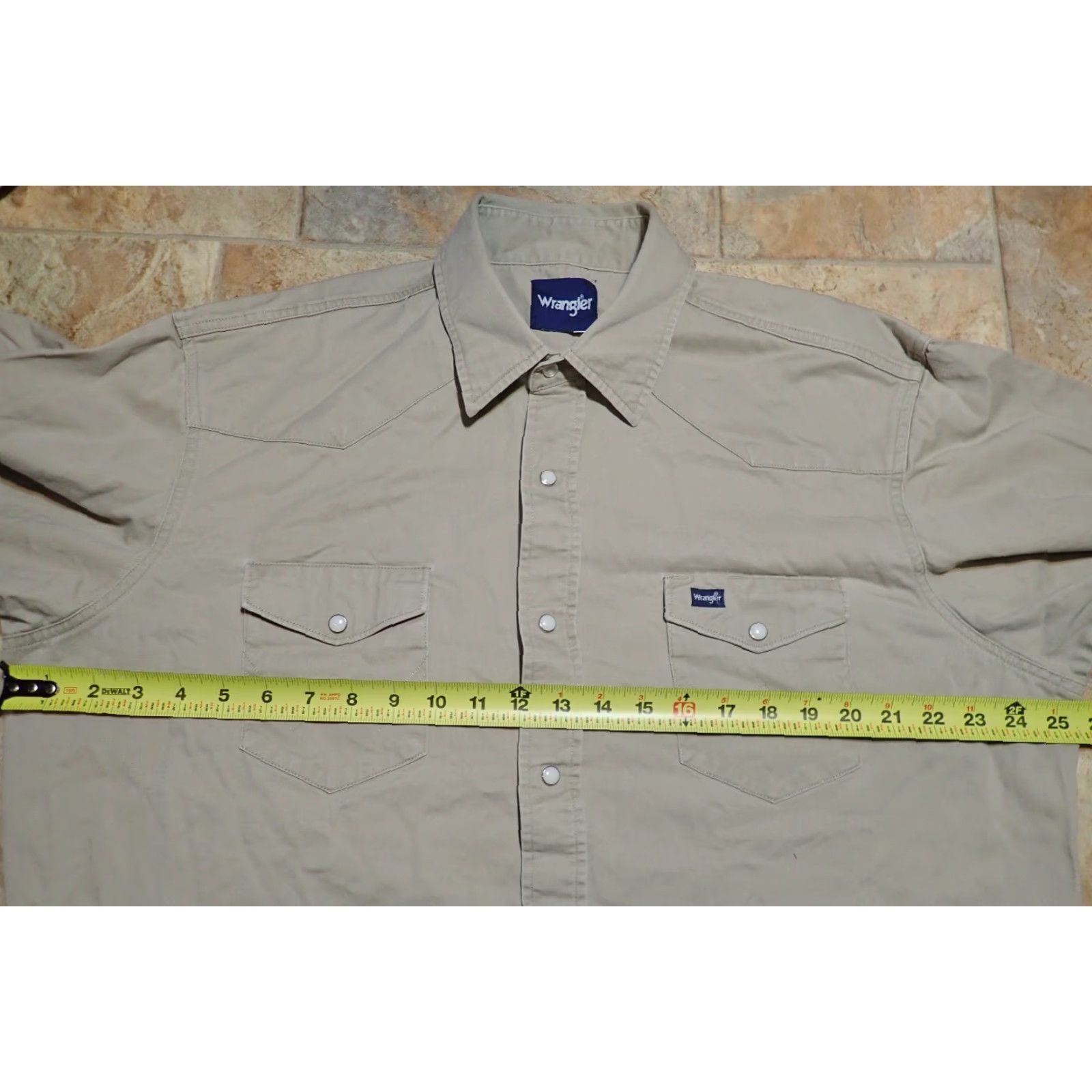 Wrangler VINTAGE Wrangler Men's Western Shirt XL Brown Cotton Pearl Snap Brushpopper Cowboy Workwear 50 Inches Chest Size US XL / EU 56 / 4 - 5 Thumbnail